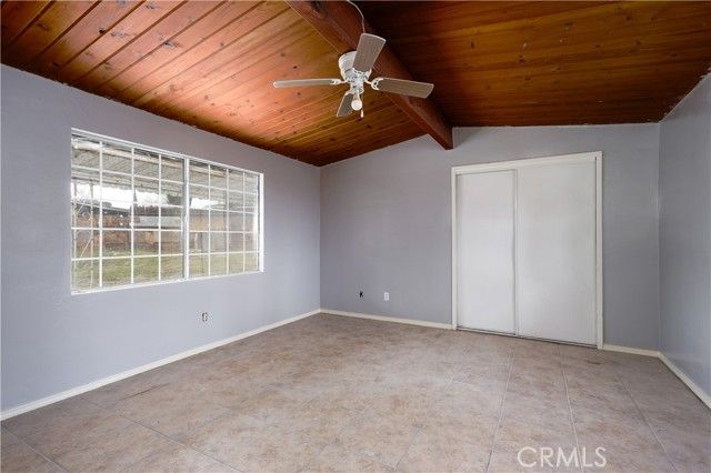 1008 Oberlin Court, Bakersfield, CA 93305