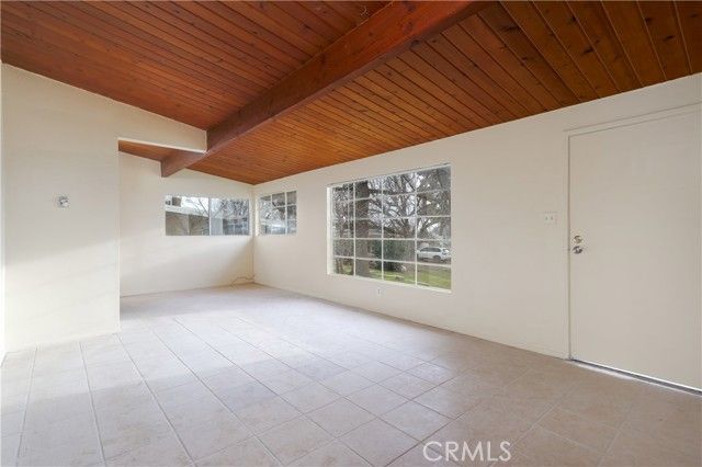 1008 Oberlin Court, Bakersfield, CA 93305