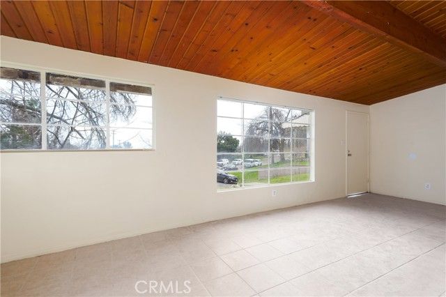 1008 Oberlin Court, Bakersfield, CA 93305