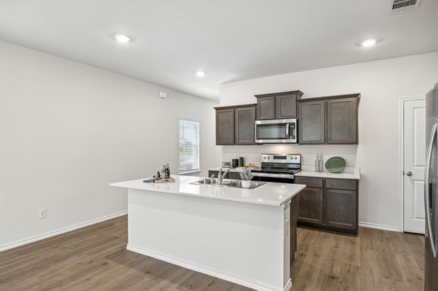 824 Hay Loft Lane, Josephine, TX 75189