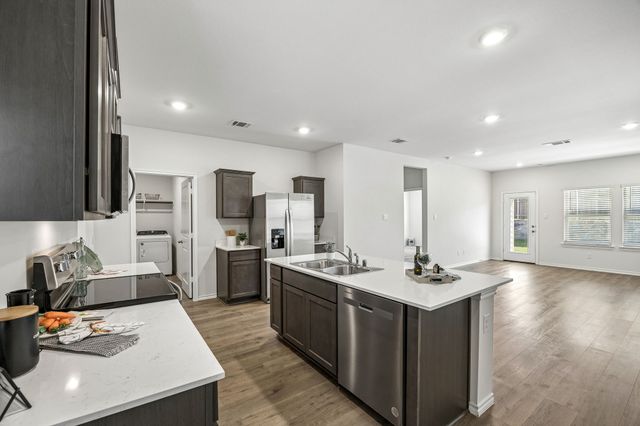 824 Hay Loft Lane, Josephine, TX 75189