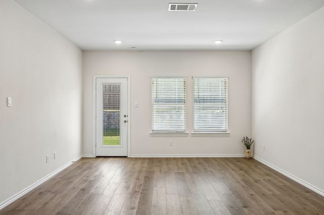 824 Hay Loft Lane, Josephine, TX 75189