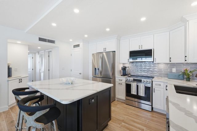 320 GULF BOULEVARD 5C, Boca Grande, FL 33921