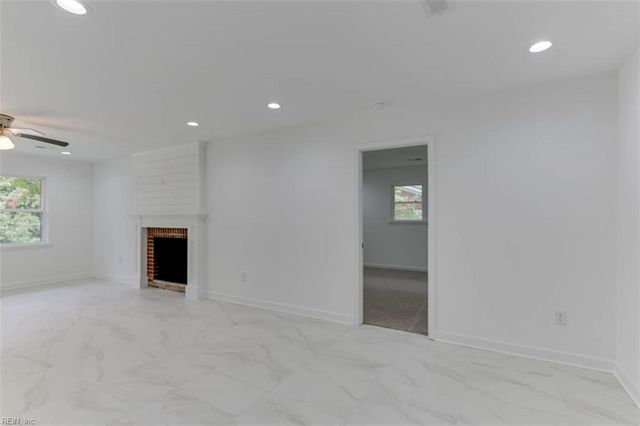 233 Christopher Wren RD, Williamsburg, VA 23185