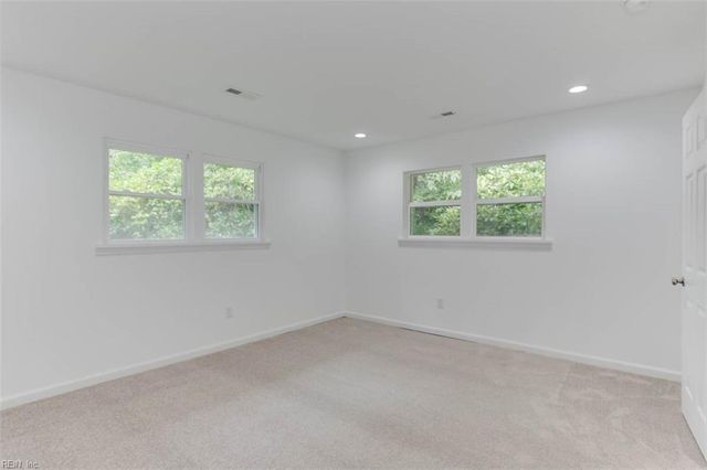 233 Christopher Wren RD, Williamsburg, VA 23185