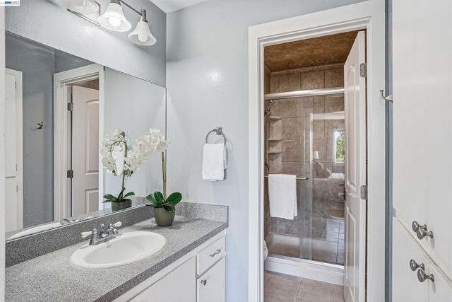 1235 Marina Cir, Discovery Bay, CA 94505