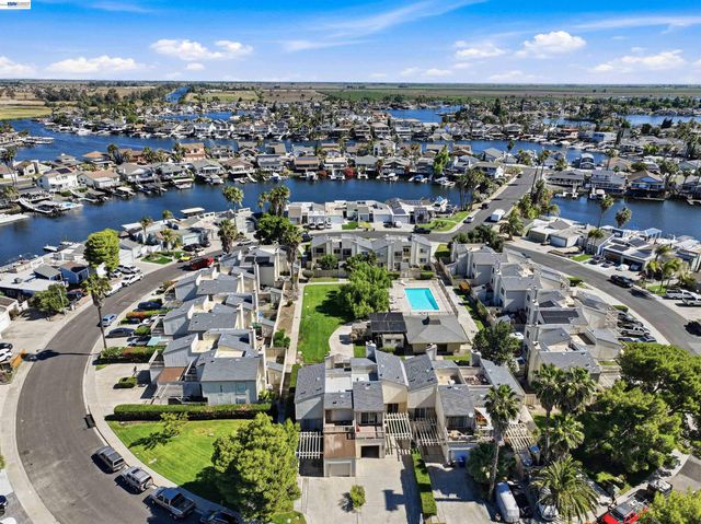 1235 Marina Cir, Discovery Bay, CA 94505