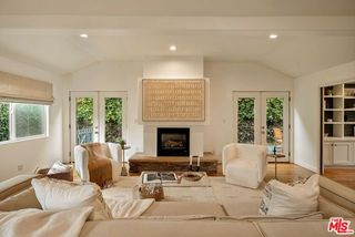 1308 Vienna Way, Los Angeles, CA 90291