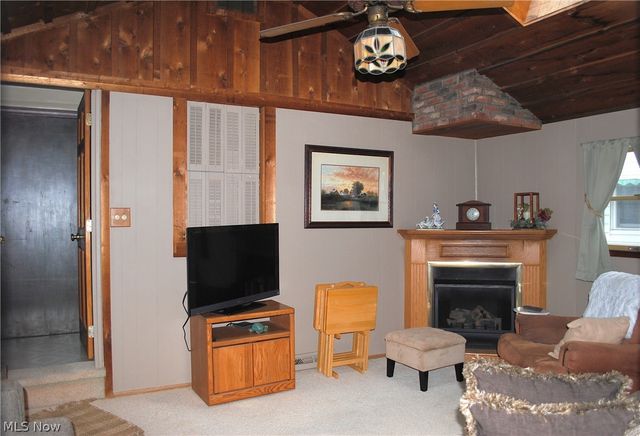 3435 Center Drive, Parma, OH 44134