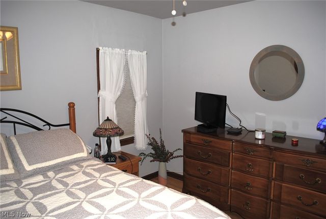 3435 Center Drive, Parma, OH 44134