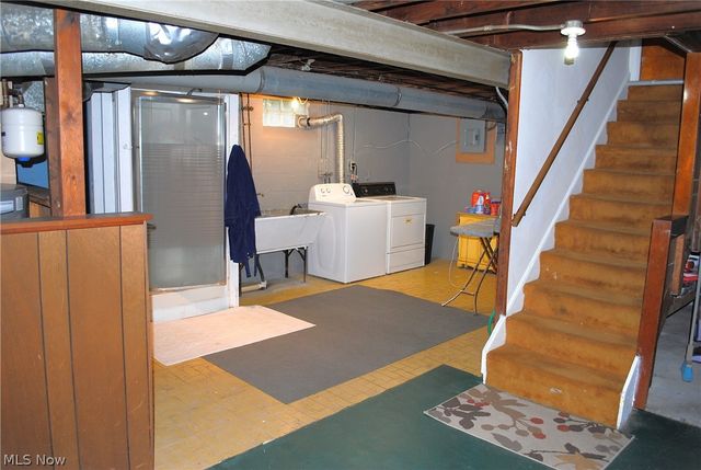 3435 Center Drive, Parma, OH 44134