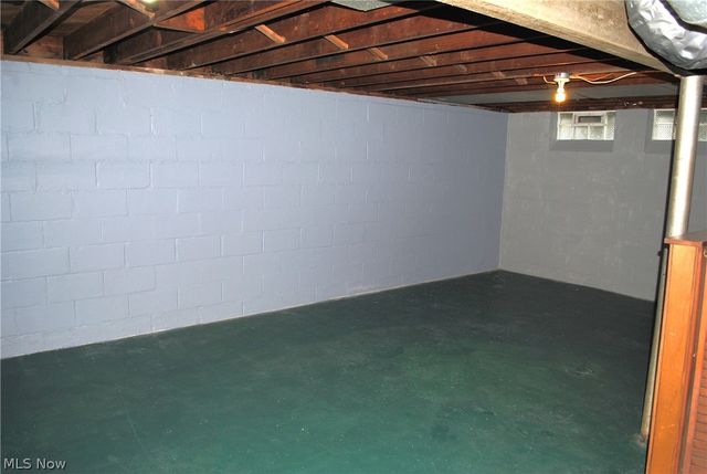 3435 Center Drive, Parma, OH 44134