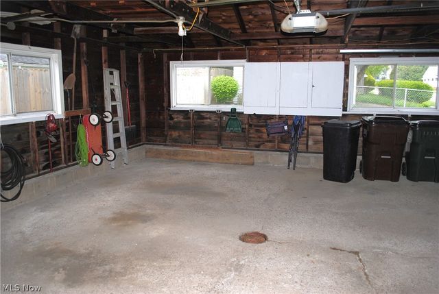 3435 Center Drive, Parma, OH 44134