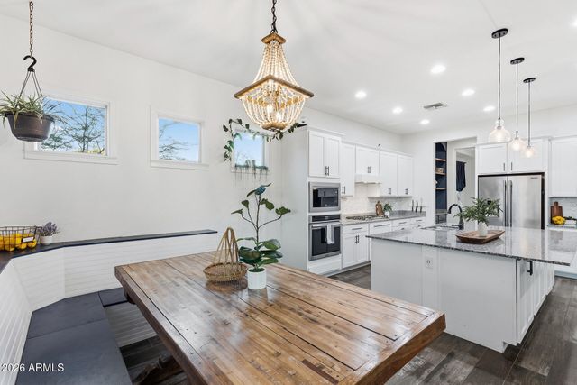 9310 W YELLOW BIRD Lane, Peoria, AZ 85383