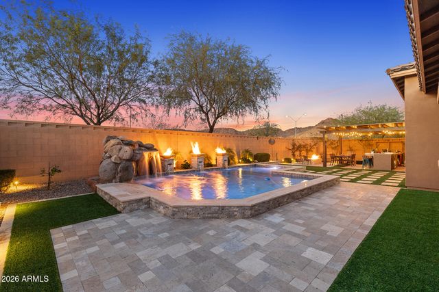 9310 W YELLOW BIRD Lane, Peoria, AZ 85383