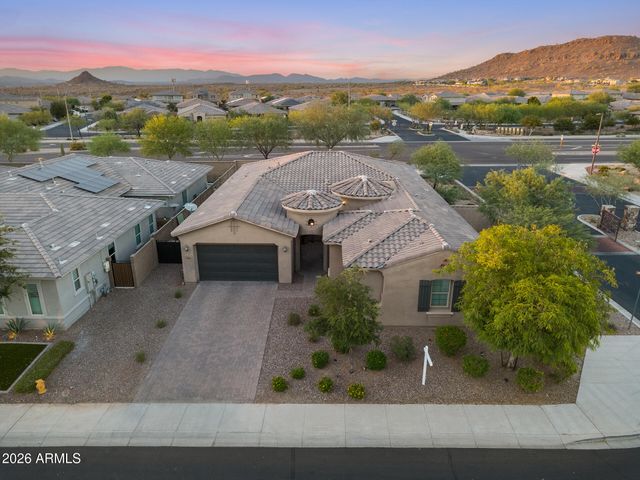 9310 W YELLOW BIRD Lane, Peoria, AZ 85383