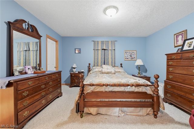4901 Roscommon Drive, Brunswick, OH 44212