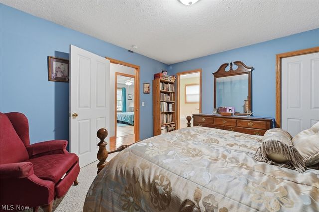 4901 Roscommon Drive, Brunswick, OH 44212