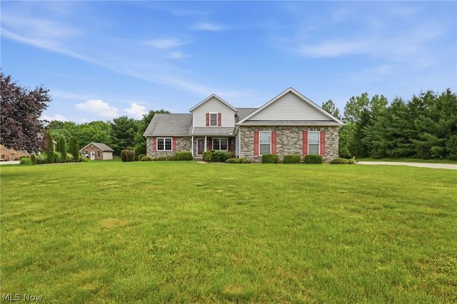 4901 Roscommon Drive, Brunswick, OH 44212