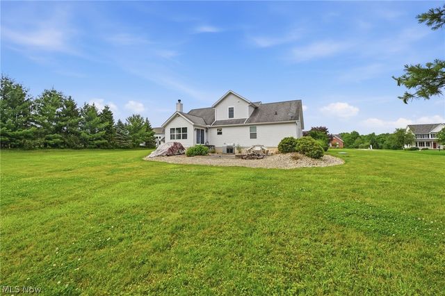 4901 Roscommon Drive, Brunswick, OH 44212