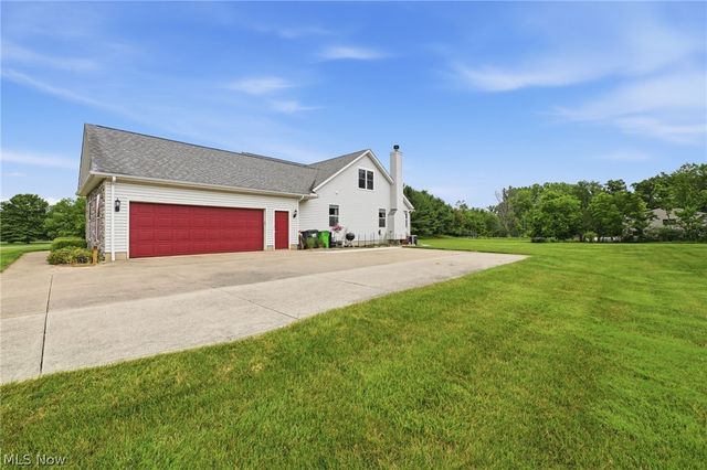 4901 Roscommon Drive, Brunswick, OH 44212