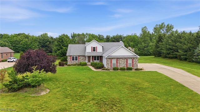 4901 Roscommon Drive, Brunswick, OH 44212