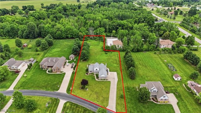 4901 Roscommon Drive, Brunswick, OH 44212