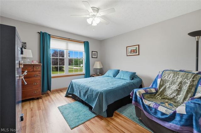 4901 Roscommon Drive, Brunswick, OH 44212