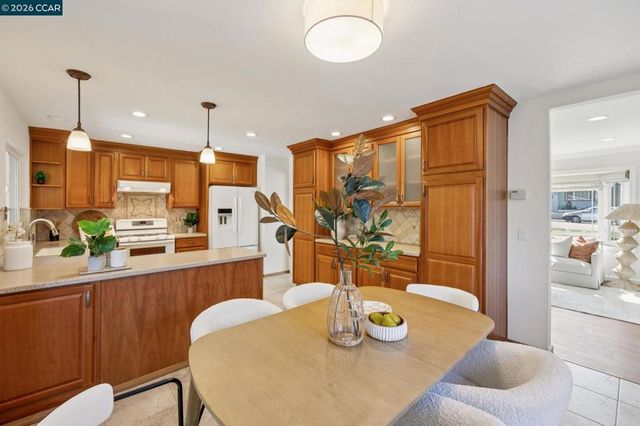 3706 Edmonton Way, Concord, CA 94520
