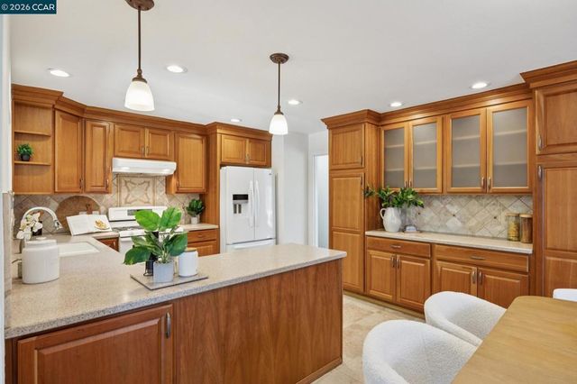 3706 Edmonton Way, Concord, CA 94520