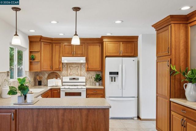 3706 Edmonton Way, Concord, CA 94520
