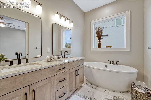 10090 Manhattan Drive, Colorado Springs, CO 80924