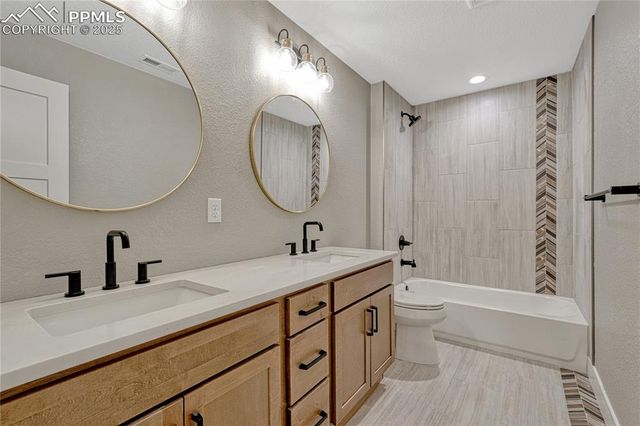 10090 Manhattan Drive, Colorado Springs, CO 80924