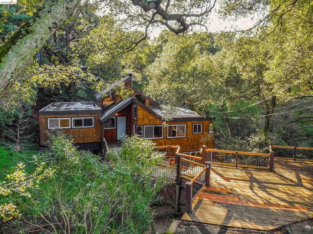 9 Wildwood Road, Orinda, CA 94563