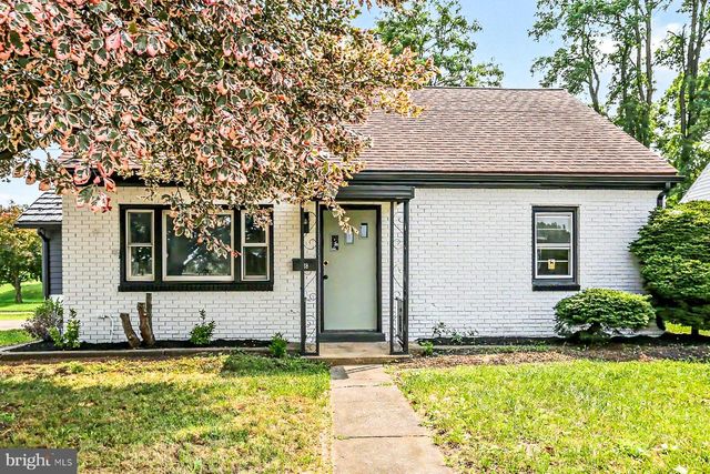 418 E MAIN STREET, Shiremanstown, PA 17011