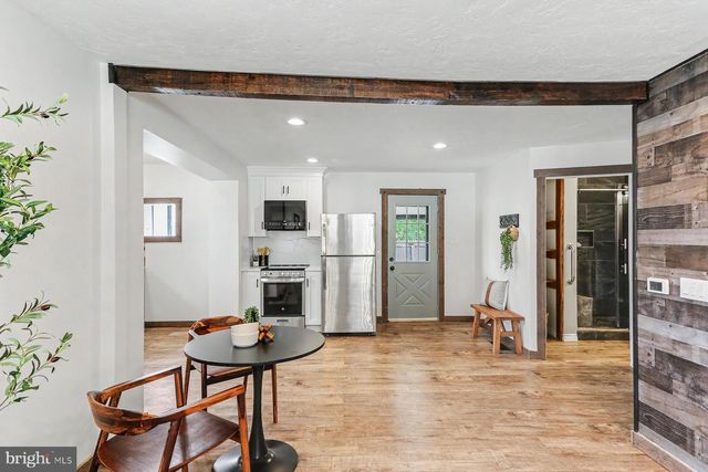 418 E MAIN STREET, Shiremanstown, PA 17011