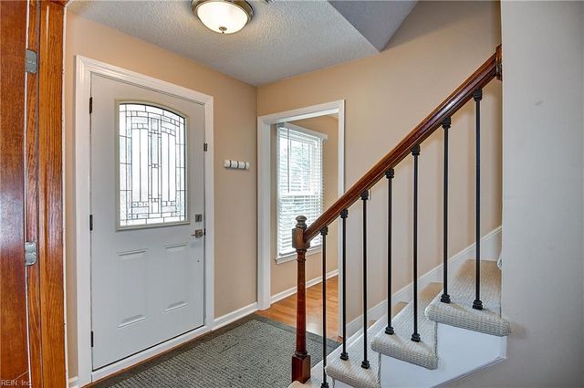 1705 Handcross WAY, Virginia Beach, VA 23456