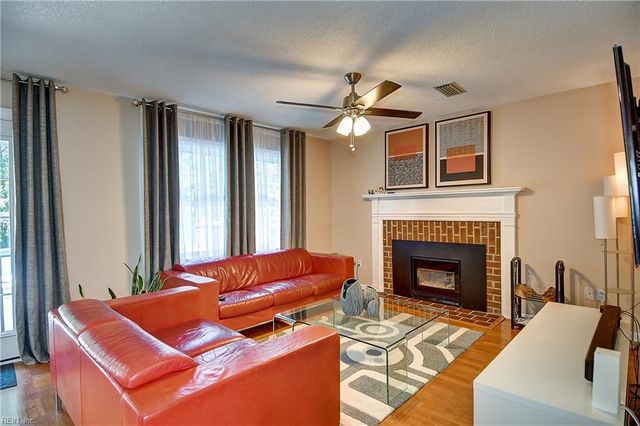 1705 Handcross WAY, Virginia Beach, VA 23456