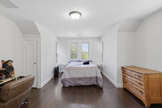 66 High Street, Northbridge, MA 01588