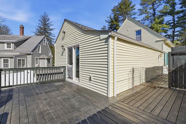 66 High Street, Northbridge, MA 01588