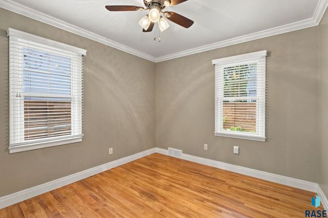 1900 S 6th Ave Avenue, Sioux Falls, SD 57105
