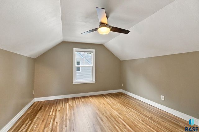 1900 S 6th Ave Avenue, Sioux Falls, SD 57105