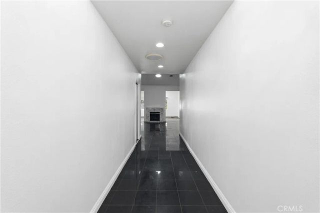 18090 Orange, Fontana, CA 92335