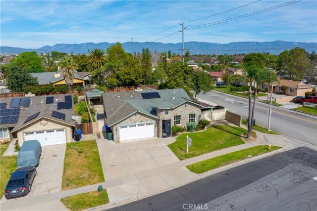 18090 Orange, Fontana, CA 92335
