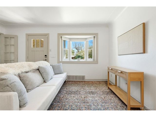 3115 N Steele St, Denver, CO 80205