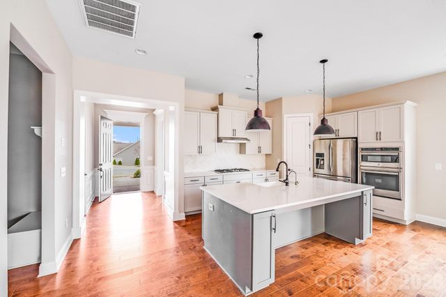 16004 Deer River Road, Charlotte, NC 28278