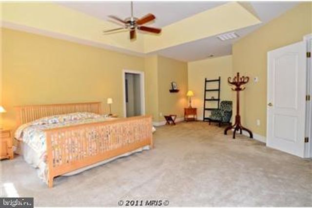 2181 HARITHY DR, Dunn Loring, VA 22027