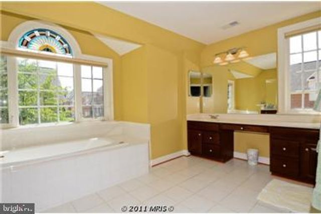 2181 HARITHY DR, Dunn Loring, VA 22027