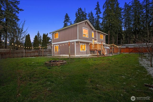 12808 E Macs Loop Road, Granite Falls, WA 98252
