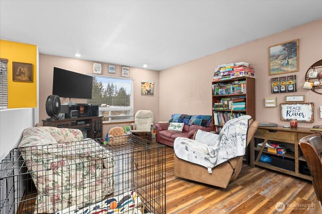 12808 E Macs Loop Road, Granite Falls, WA 98252